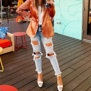 Distressed high rise jeans